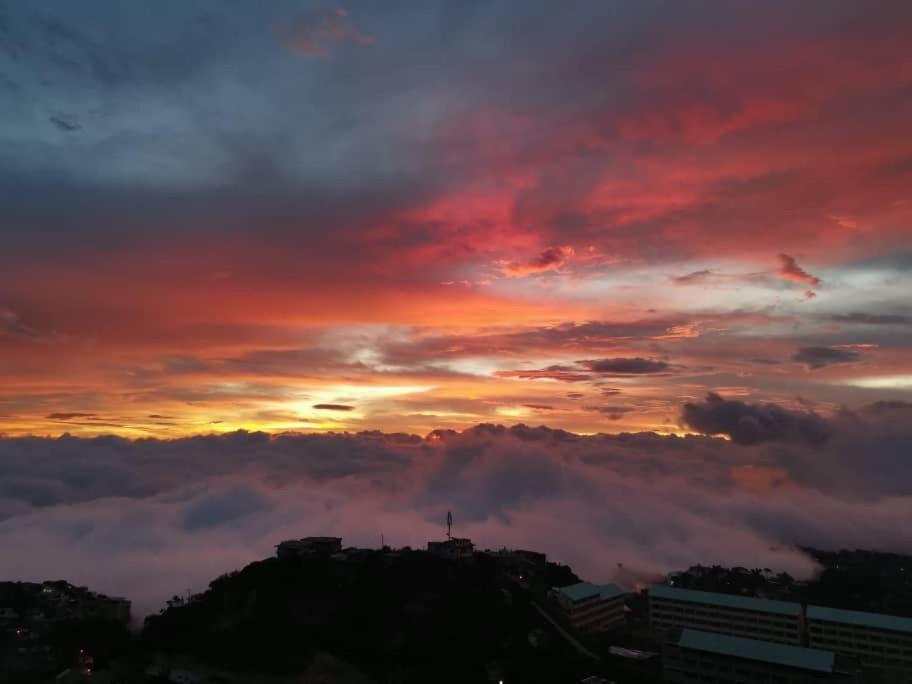 Vacation House In Baguio With Amazing Sunset Views Baguio City Luaran gambar